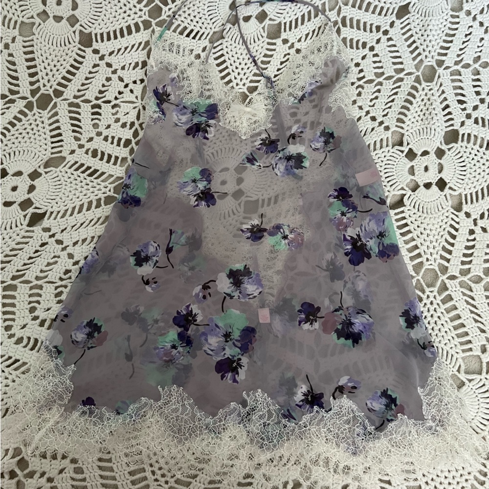 VS night slip size small